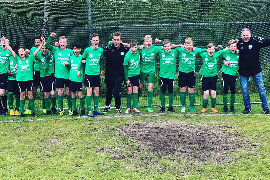 Heerenveense Boys JO13-2 kampioen 2018-2019